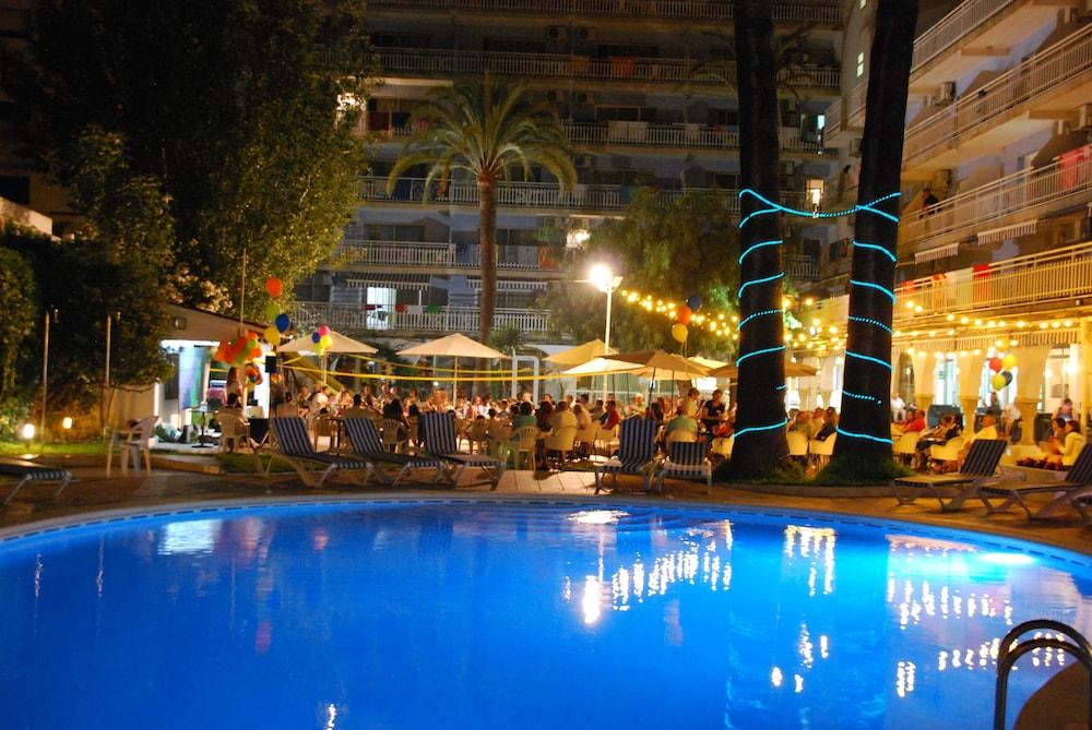 Hotel Apartamentos Solimar Calafell Zewnętrze zdjęcie